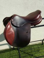 Selles à vendre ou à louer/ Avalaible saddle