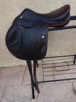 Selles à vendre ou à louer/ Avalaible saddle